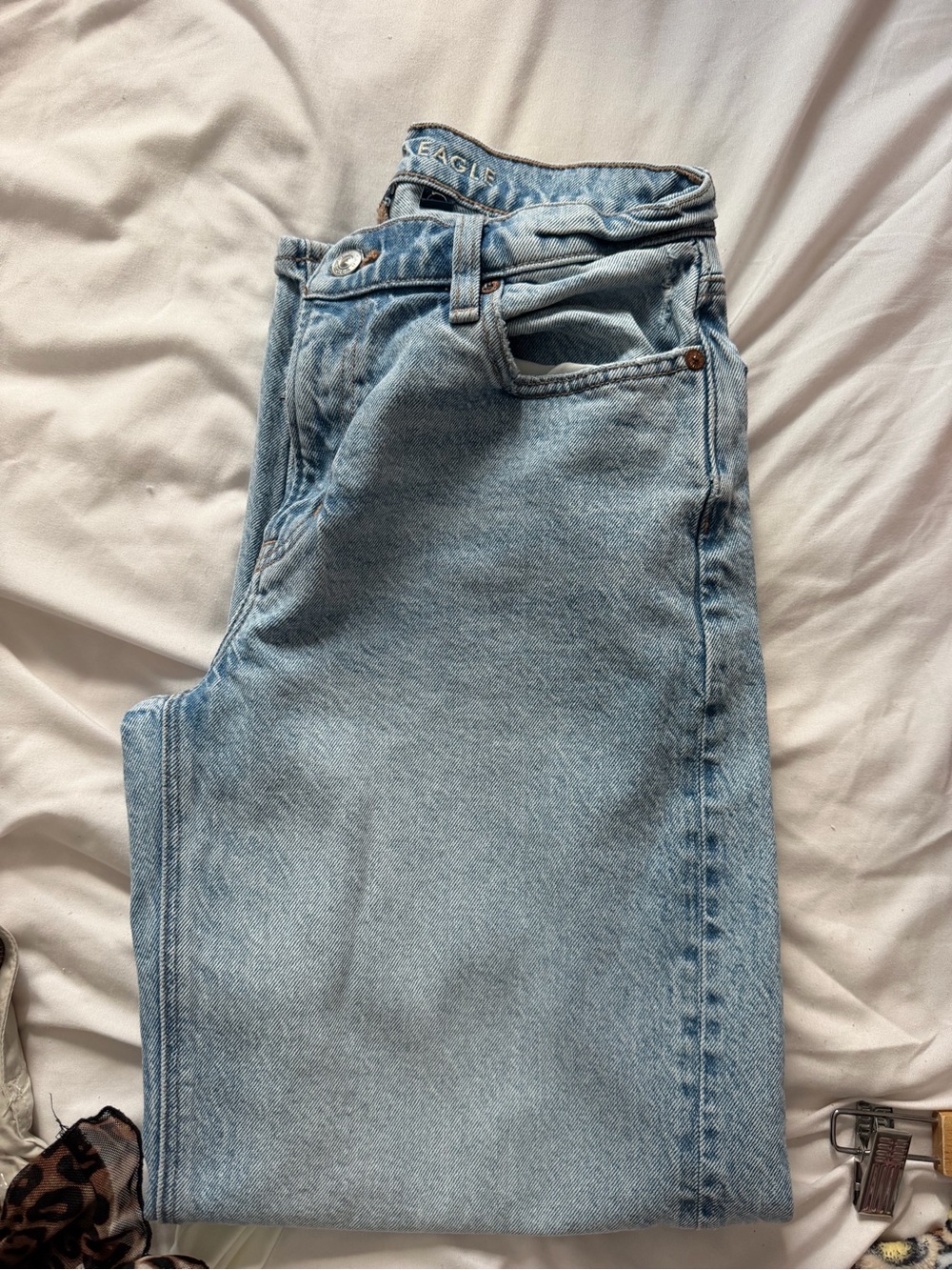 American Eagle Outfitters Barrel Jeans